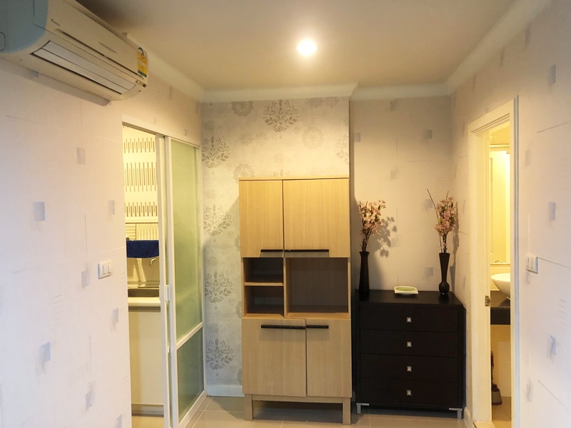 ให้เช่าคอนโด ลุมพินี เพลส พระราม 9 พื้นที่ 37 ตร.ม. 1 ห้องนอน เช่า 13,500 บ/ด