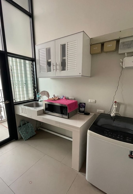 ให้เช่าคอนโด บลอสซั่ม คอนโด แอท แฟชั่น อัลติจูด 42 ตร. ม. 1 ห้องนอน เช่า 12,000 บ/ด