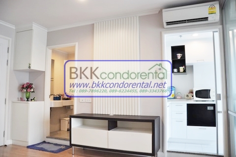 คอนโด ให้เช่า คอนโด ลุมพินี เพลส พระราม 8 ตึก B ชั้น 8 พื้นที่ 35 ตรม. วิวสระว่ายน้ำ, 1 ห้องนอน.