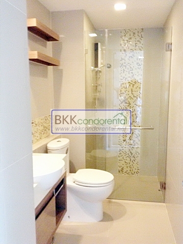 ให้เช่าคอนโด แอ็บสแตร็กส์ สุขุมวิท 66/1 ตึก The Sun ชั้น 3 พื้นที่ 43 ตรม. 1 ห้องนอน