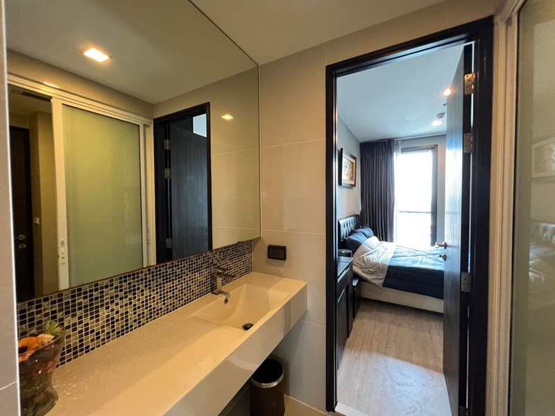 ให้เช่าคอนโด ริทึ่ม สุขุมวิท 44/1 พื้นที่ 35 ตร.ม. 1 ห้องนอน เช่า 25,000 บ/ด