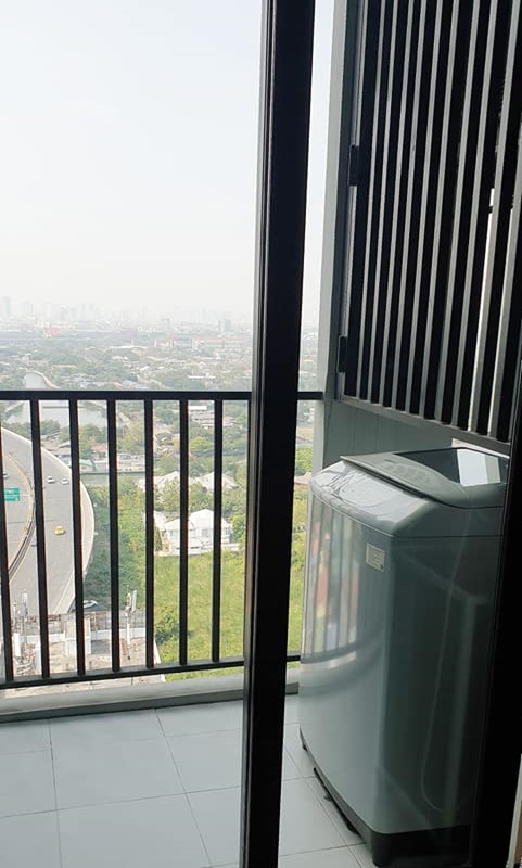 ให้เช่าคอนโด เดอะ เบส พระราม 9-รามคำแหง พื้นที่ 26.5 ตร.ม. สตูดิโอ เช่า 10,000 บ/ด