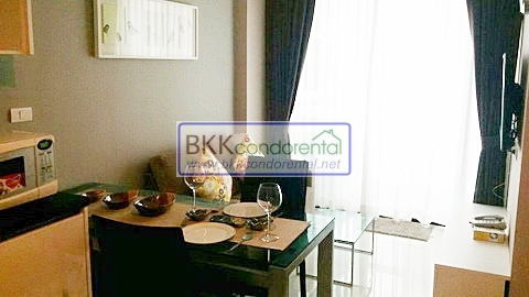 ให้เช่าคอนโด เลอ โคเต้ ทองหล่อ 8 ชั้น 5 พื้นที่ 33 ตรม. 1 ห้องนอน