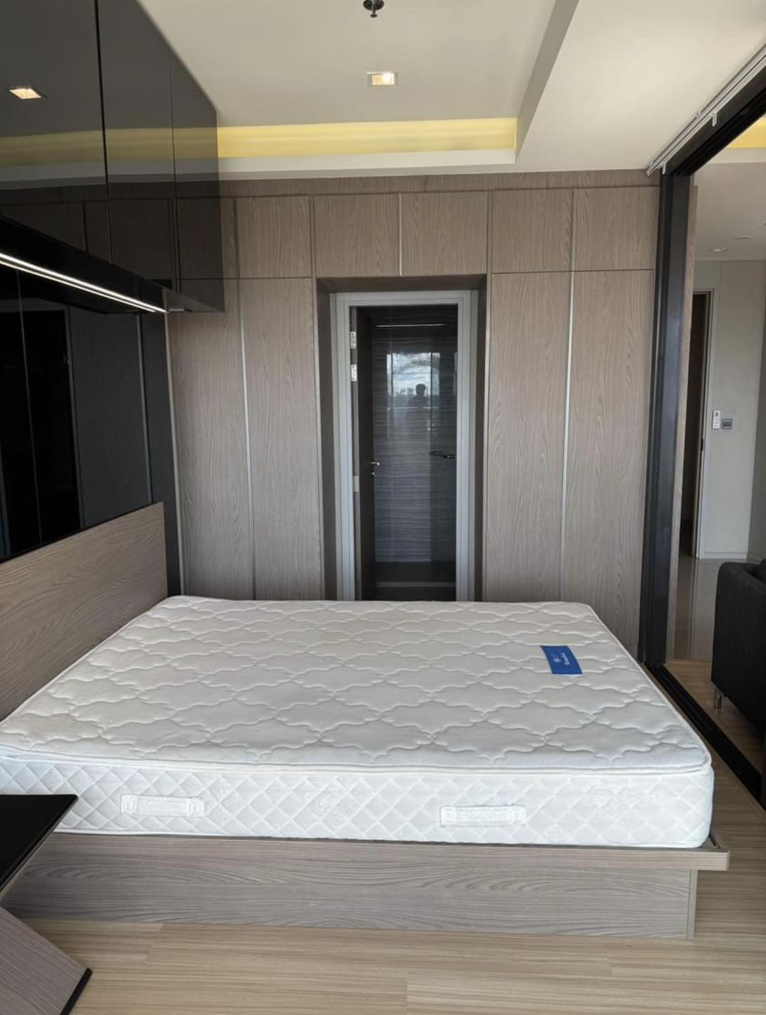 ให้เช่าคอนโด เอ็ม จตุจักร พื้นที่ 36 ตร.ม 1 ห้องนอน ราคา 25,000 บาท/เดือน