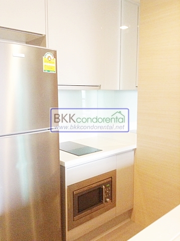 ให้เช่าคอนโด ดิ แอดเดรส อโศก ชั้น 25 พื้นที่ 45 ตรม. 1 ห้องนอน