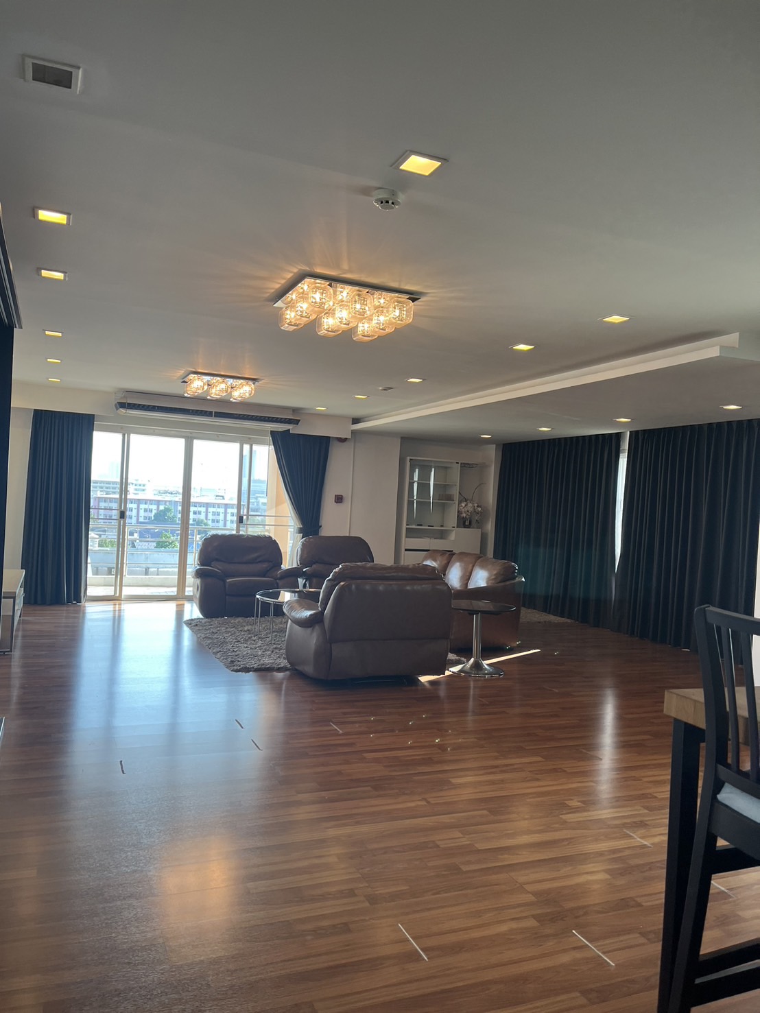 ให้เช่าคอนโด บ้านปลัดสมภพ พื้นที่ 170 ตร.ม. 2 ห้องนอน เช่า 33,000 บ/ด