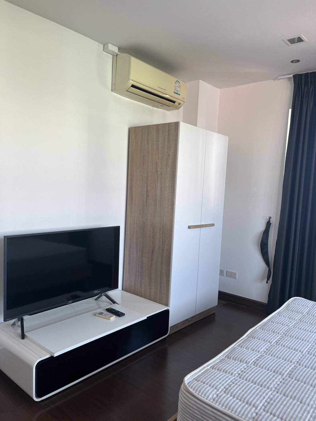 ให้เช่าคอนโด บ้านปลัดสมภพ พื้นที่ 170 ตร.ม. 2 ห้องนอน เช่า 33,000 บ/ด