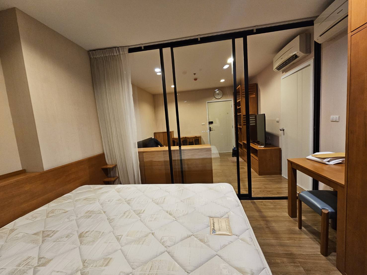 ให้เช่า เดอะ ทรี อินเตอร์เชนจ์ 37 ตร.ม 1 ห้องนอน ราคา 12,000 บาท/เดือน