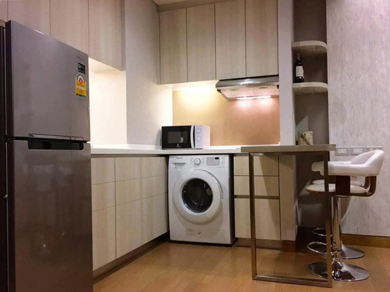 ขายคอนโด เดอะ ลุมพินี 24 พื้นที่ 38 ตร.ม. 1 ห้องนอน ขาย 8.4 ล้านบาท