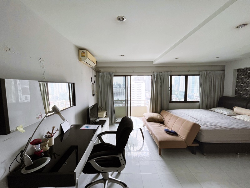 ขายคอนโด สราญใจ แมนชั่น พื้นที่ 35 ตร.ม. สตูดิโอ ขาย 2.75 ล้านบาท