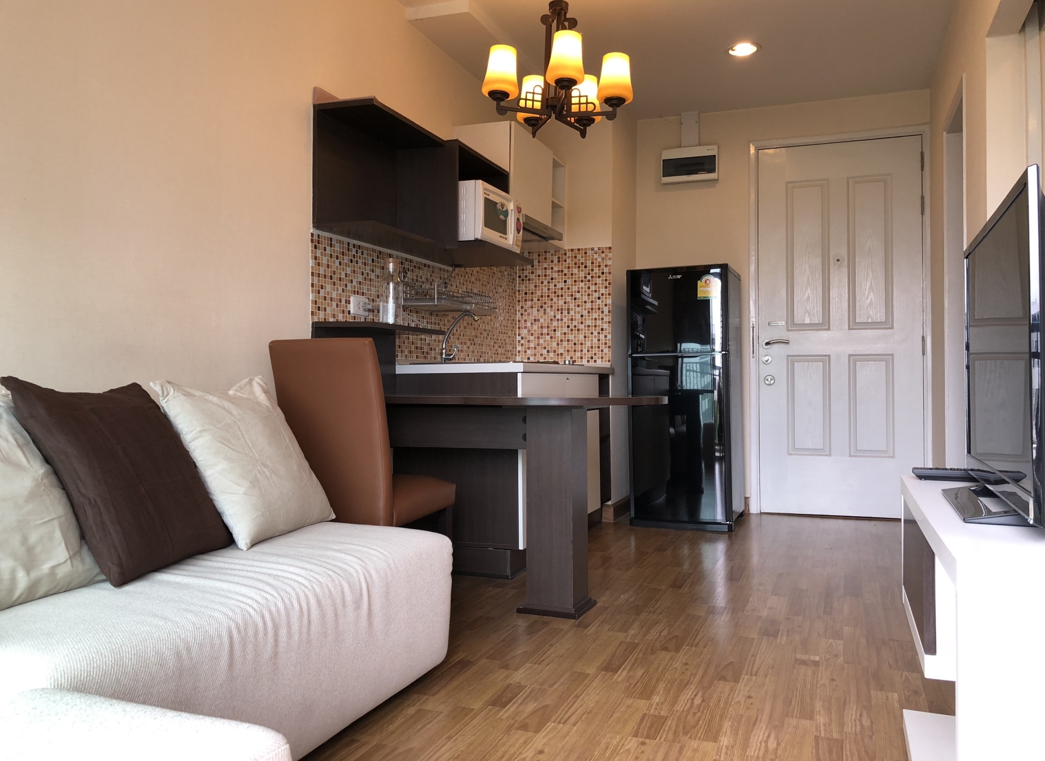 ขายคอนโด บ้านนวธารา พื้นที่ 33 ตร.ม. 1 ห้องนอน ขาย 2 ล้านบาท