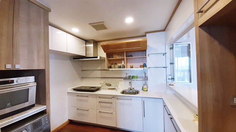 ให้เช่าคอนโด สเตท ทาวเวอร์ คอนโดมิเนียม พื้นที่ 174 ตรม. 2 ห้องนอน เช่า 90,000 บ/ด