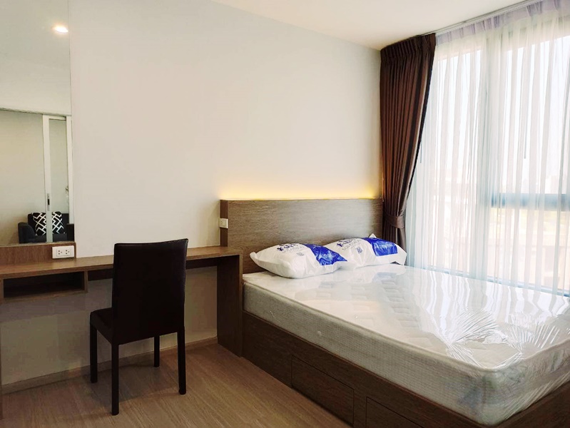 ให้เช่าคอนโด เดอะ พาร์คแลนด์ เพชรเกษม พื้นที่ 30 ตร.ม. 1 ห้องนอน เช่า 11,500 บ/ด