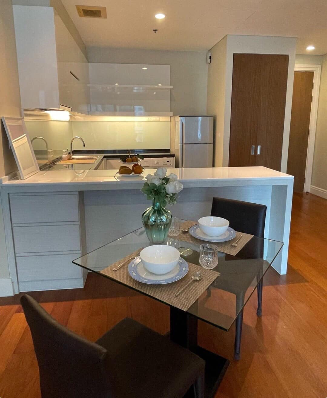 ให้เช่าคอนโด ไบร์ท สุขุมวิท 24 พื้นที่ 67 ตร.ม.1 ห้องนอน ราคาเช่า 45,000 บาท/เดือน