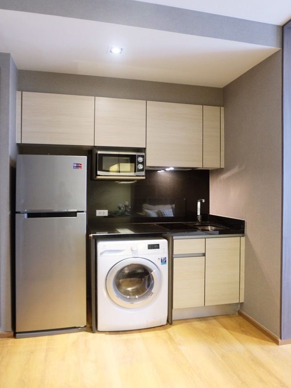 ให้เช่าคอนโด พาร์ค 24 พื้นที่ 30 ตร.ม. 1 ห้องนอน เช่า 25,000 บ/ด