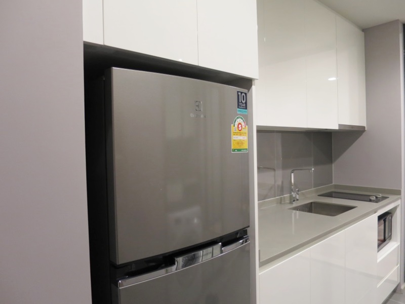 ขายคอนโด เอ็ม ทองหล่อ 10 พื้นที่ 57.5 ตร.ม. 2 ห้องนอน ขาย 11 ล้านบาท