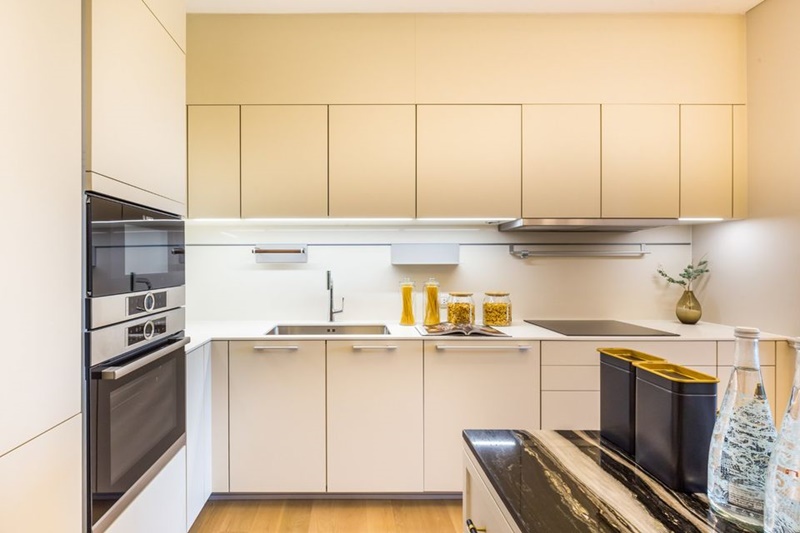 ขายให้เช่าคอนโด บ้านสินธร 126 ตร.ม. 2 ห้องนอน เช่า 200,000 บ/ด ขาย 31 ล.