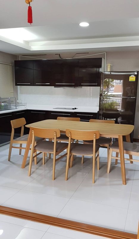 ให้เช่าคอนโด เดอะ วอเตอร์ฟอร์ด คอนโดมิเนียม 94 ตรม. 2 ห้องนอน เช่า 29,000 บ/ด