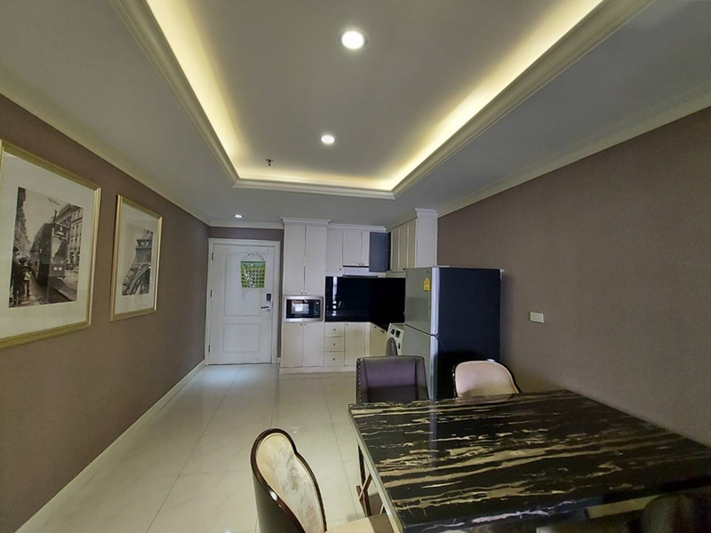 ให้เช่าคอนโด สเตท ทาวเวอร์ คอนโดมิเนียม พื้นที่ 68.23 ตรม. 1 ห้องนอน เช่า 28,000 บ/ด