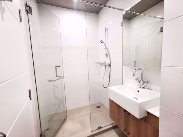 ให้เช่าคอนโด บลอคส์ 77 พื้นที่ 41 ตร.ม. 1 ห้องนอน ให้เช่า 18,000 บ/ด