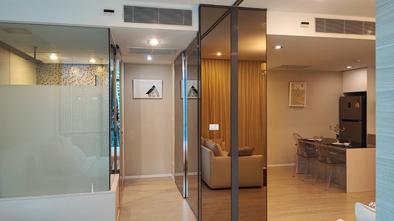 ให้เช่าคอนโด เดอะ รูม สุขุมวิท 21 พื้นที่ 54 ตร.ม. 1 ห้องนอน เช่า 40,000 บ/ด