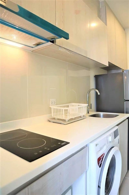 ขายคอนโดไลฟ์ อโศก พื้นที่ 30 ตร.ม. 1 ห้องนอน ขาย 4.7 ล้านบาท