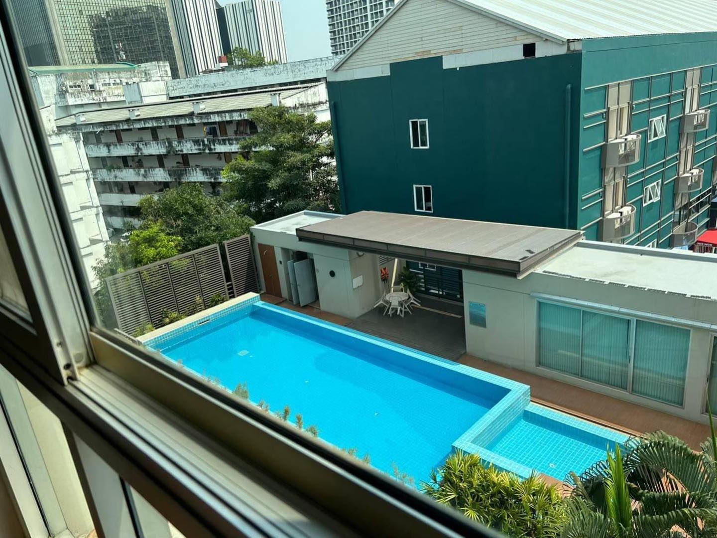 ให้เช่า เซ็นทริค เพลส อารีย์ พื้นที่ 77 ตร.ม 2 ห้องนอน ราคา 32,000 บาท/เดือน