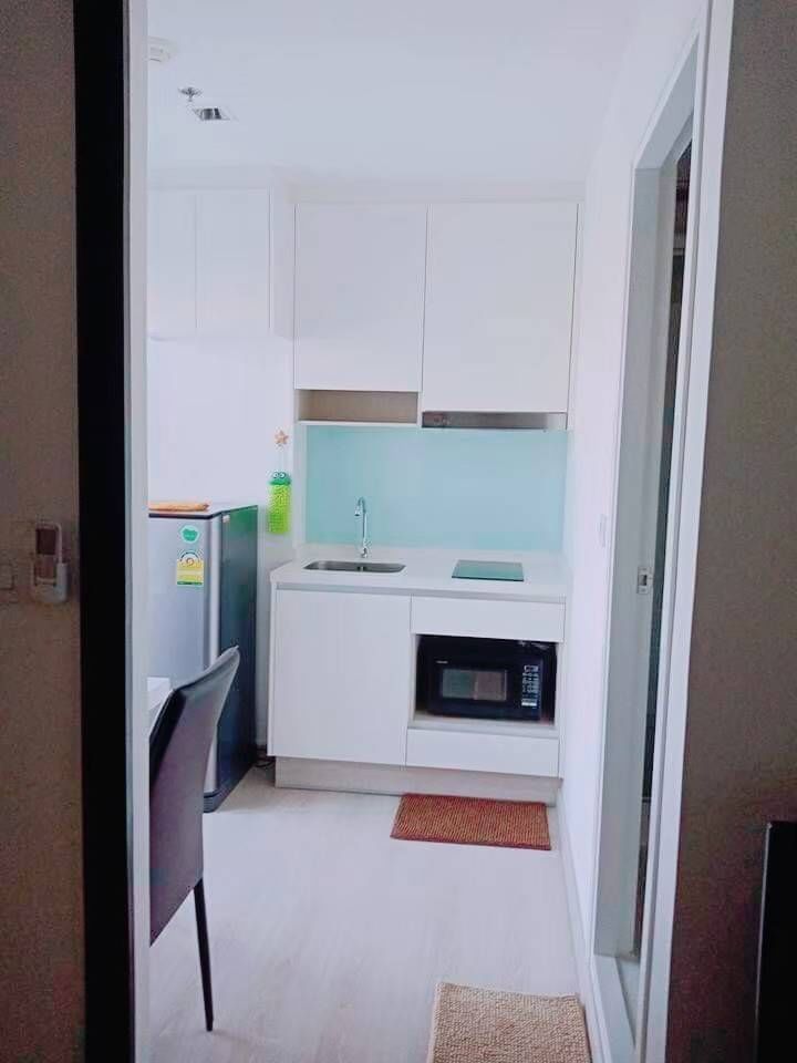 ให้เช่าคอนโด สกายไลน์ รัตนาธิเบศร์ พื้นที่ 23 ตร.ม. 1 ห้องนอน เช่า 8,000 บาทต่อเดือน