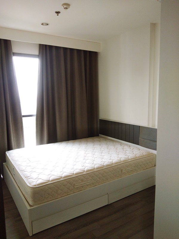 ให้เช่าคอนโด เดอะ เบส พาร์ค เวสต์ พื้นที่ 26 ตร.ม. 1 ห้องนอน เช่า 11,000 บ/ด