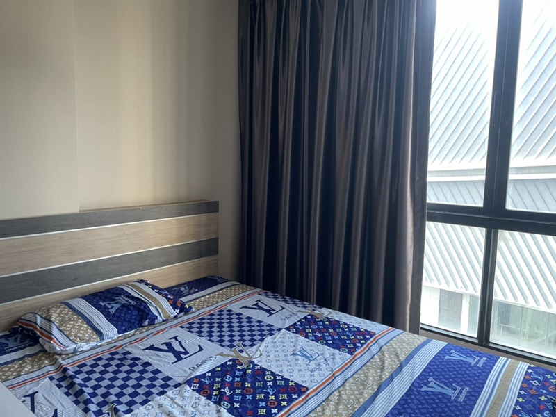 ให้เช่าคอนโด เดอะ ทรี อินเตอร์เชนจ์ พื้นที่ 30 ตร.ม. สตูดิโอ เช่า 8,500 บาท/เดือน