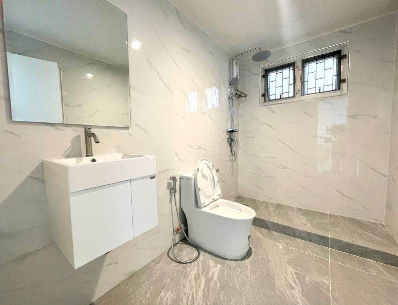 ให้เช่าคอนโด เดอะ วอเตอร์ฟอร์ด พระราม 4 พื้นที่ 50 ตร.ม. 1 ห้องนอน เช่า 14,500 บ/ด