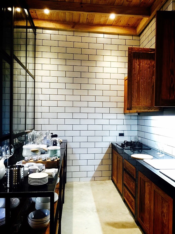 ขายโฮมออฟฟิต 2 ชั้น ย่านเจริญราษฎร์ พื้นที่ 30 ตรว. 3 ห้องนอน ขาย 16 ล้านบาท