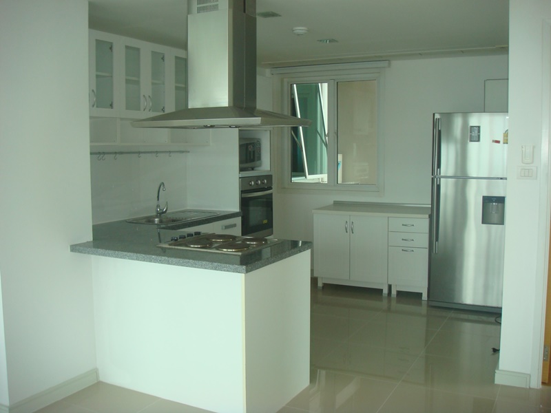 ให้เช่าคอนโด ฟูลเลอตัน สุขุมวิท พื้นที่ 132 ตร.ม. 3 ห้องนอน เช่า 90,000 บ/ด