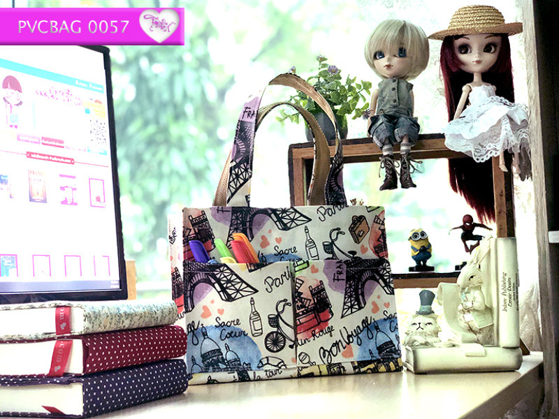 กระเป๋าผ้าเคลือบ PVC กันน้ำ ใส่เอกสาร (A5) ครีม.หอไอเฟล