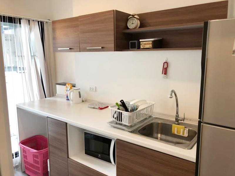 ขาย / เช่า เดอะ ทรี อินเตอร์เชนจ์ พื้นที่ 36 ตร.ม. 1 ห้องนอน ขาย 2.85 ล้านบาท เช่า 12,000 บาท