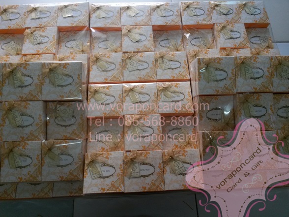 กล่องกระดาษโน๊ตลายวินเทจสีส้ม