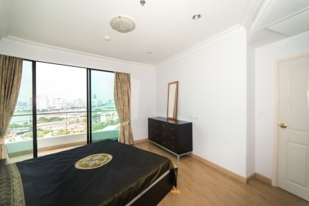 ขาย คอนโด ศุภาลัย คาซ่า ริวา พื้นที่ 104 ตร.ม. 2 ห้องนอน ขาย 6.9 ล้านบาท