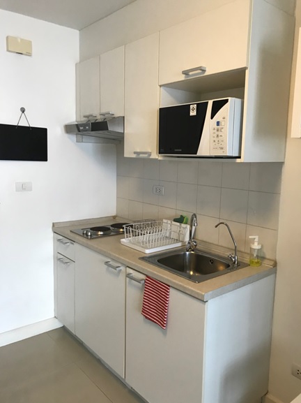 ให้เช่าคอนโด เดอะ โคลเวอร์ ทองหล่อ พื้นที่ 36 ตร.ม. 1 ห้องนอน เช่า 18,000 บ/ด