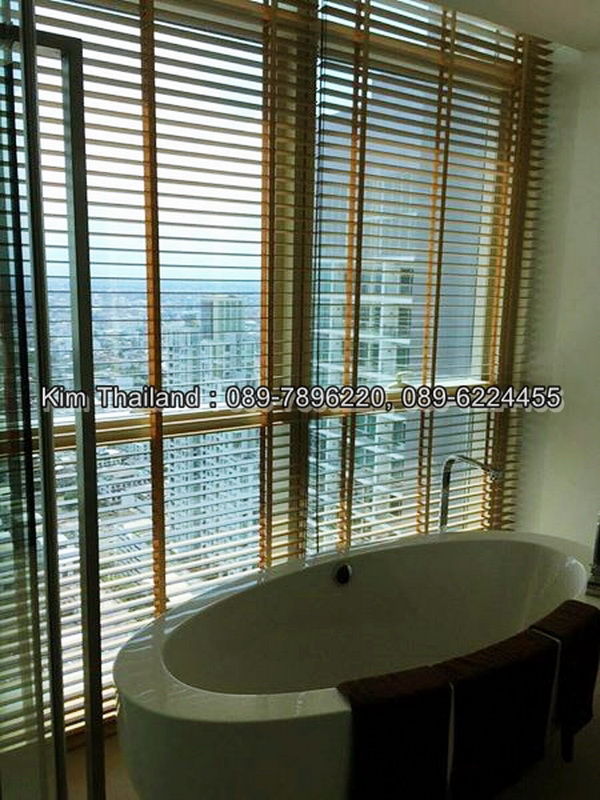 ขายคอนโด เดอะ ริเวอร์ พื้นที่ 138 ตร.ม. 3นอน 2น้ำ ขาย 24 ล้านบาท