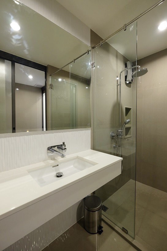 ขาย/ให้เช่า ริทึ่ม สุขุมวิท 42 พื้นที่ 45 ตร.ม. 1 ห้องนอน เช่า 35,000 บ/ด ขาย 9.8 ล้านบาท