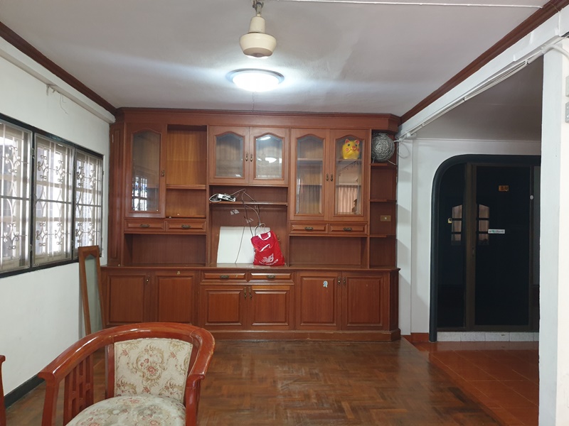 ให้เช่าบ้านเดี่ยว 2 ชั้น ย่านรัชดา พื้นที่ 60 ตรว. 3 ห้องนอน เช่า 60,000 บ/ด