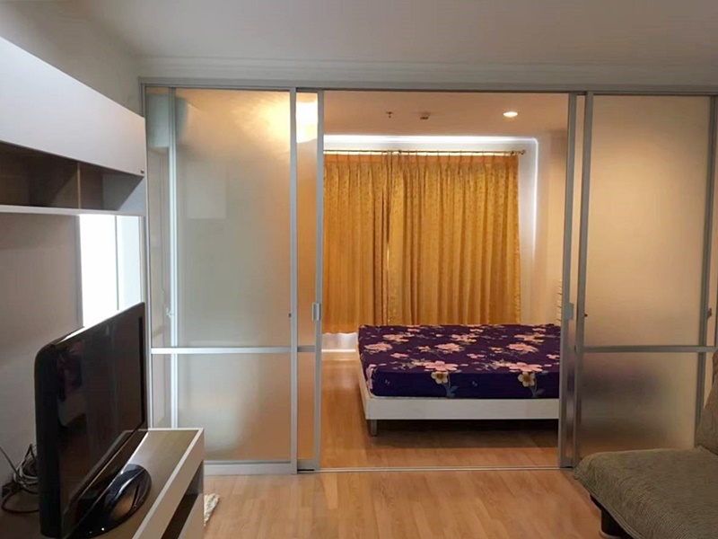 ให้เช่าคอนโด ลุมพินี เพลส พระราม 8 พื้นที่ 30 ตร.ม. 1 ห้องนอน เช่า 9,500 บ/ด