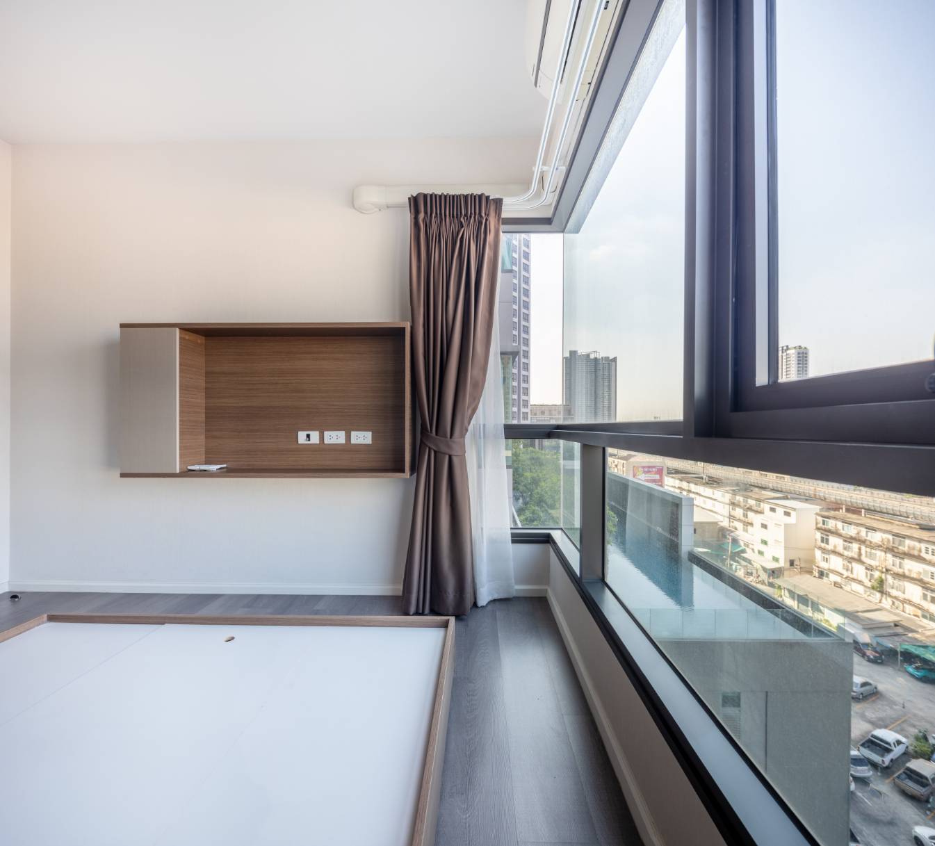 ขาย คอนโด เดอะ สเตจ เตาปูน อินเตอร์เชนจ์ พื้นที่ 35 ตร.ม. 1 ห้องนอน วิวสระ วิวแม่น้ำ