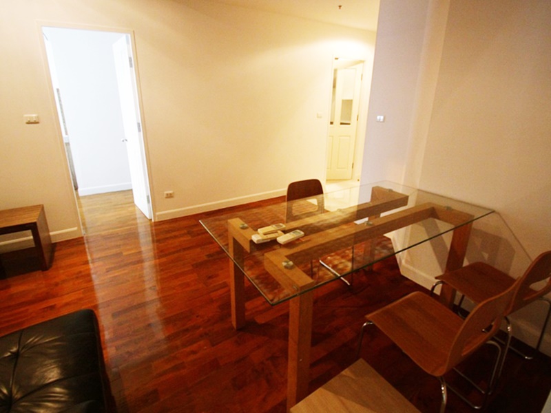 ให้เช่าคอนโด สิริ เรสซิเด้นซ์ พื้นที่ 94.78 ตร.ม. 2 ห้องนอน. เช่า 50,000 บ/ด