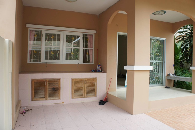 หมู่บ้าน ให้เช่า บ้านเดี่ยว 2 ชั้น หมู่บ้าน อรุณวรรณ 4 พื้นที่ 51 ตรว. 3 ห้องนอน 12,000 บาท/เดือน
