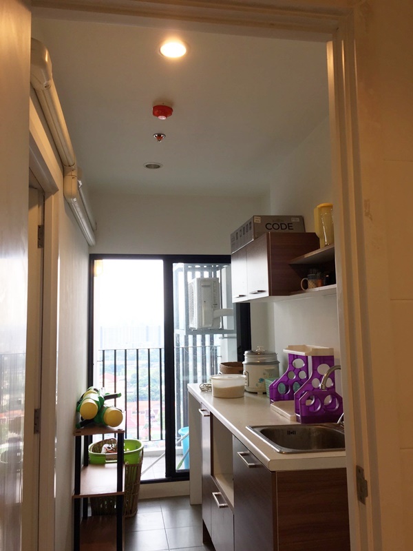 ให้เช่าคอนโด เดอะ ทรี อินเตอร์เชนจ์ พื้นที่ 36 ตร.ม. 1 ห้องนอน เช่า 9,000 บ/ด