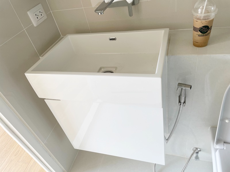 ให้เช่าคอนโด เดอะ เซนต์ เรสิเดนเซส พื้นที่ 30 ตร.ม. 1 ห้องนอน เช่า 10,000 บาท/เดือน