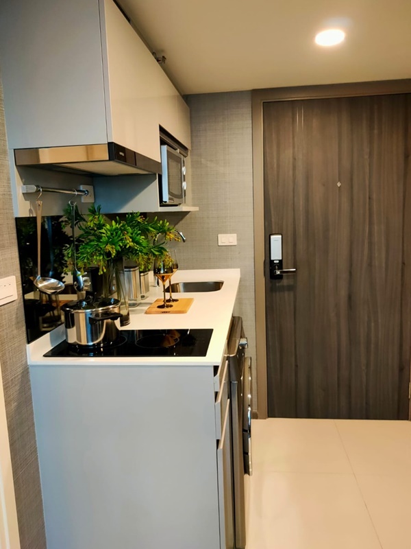 ให้เช่า ไนท์บริดจ์ สเปซ พระราม 9 พื้นที่ 40 ตร.ม. 1 ห้องนอน (ดูเพล็กซ์) ให้เช่า 30,000 บ/ด