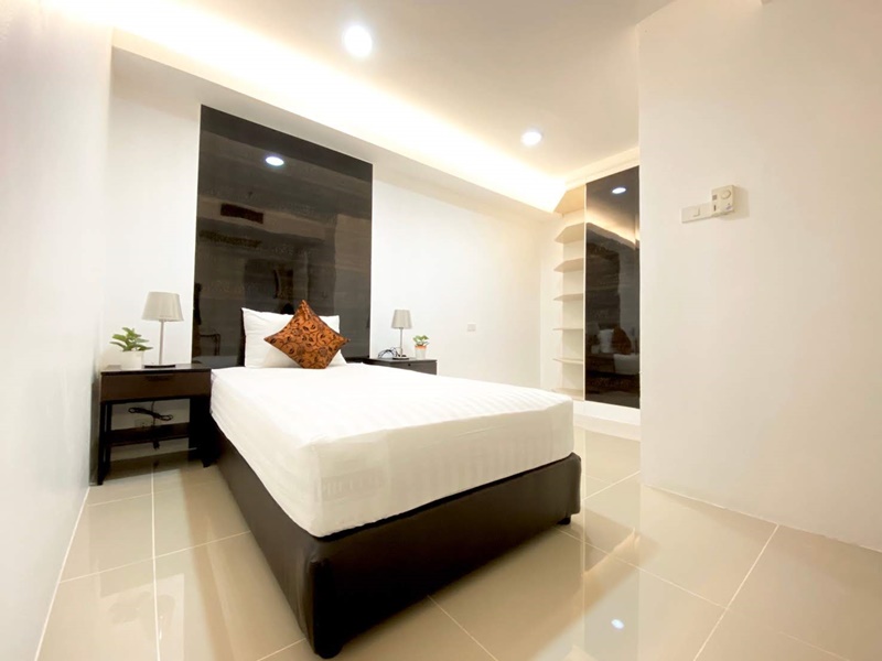 ให้เช่าคอนโด เดอะ วอเตอร์ฟอร์ด ไดมอนด์ สุขุมวิท 30/1 83.66 ตรม. 3 ห้องนอน 39,000 บ/ด