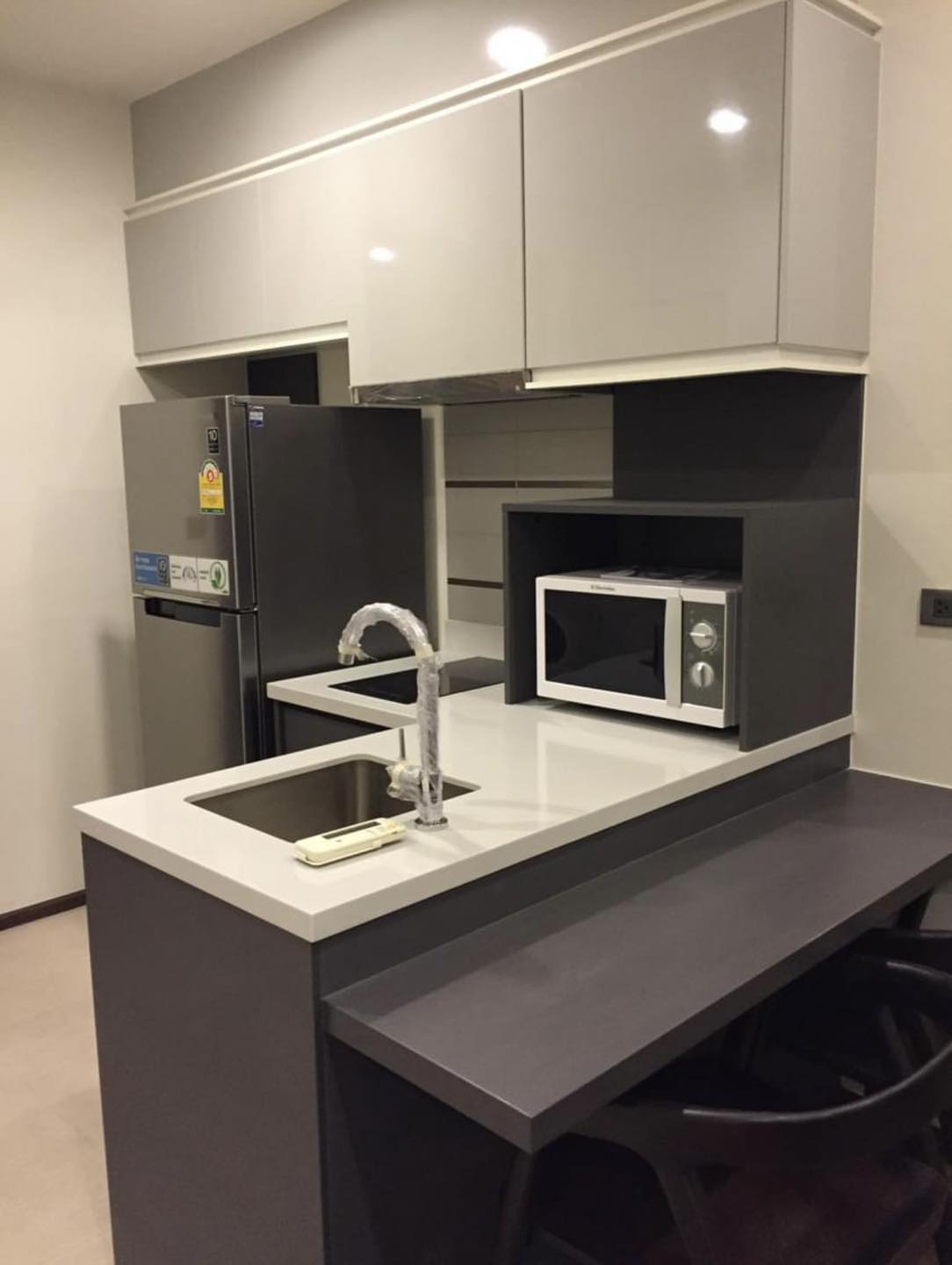 ให้เช่า วายน์ บาย แสนสิริ 30 ตร.ม 1 ห้องนอน ราคา 12,000 บาท/เดือน